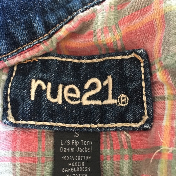 Rue 21 distressed denim jean jacket small - Picture 6 of 7